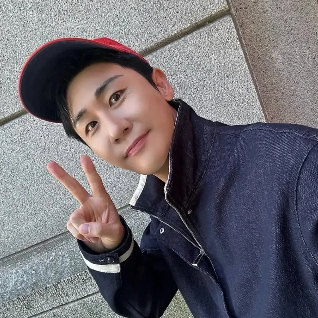영탁의 비하인드 컷