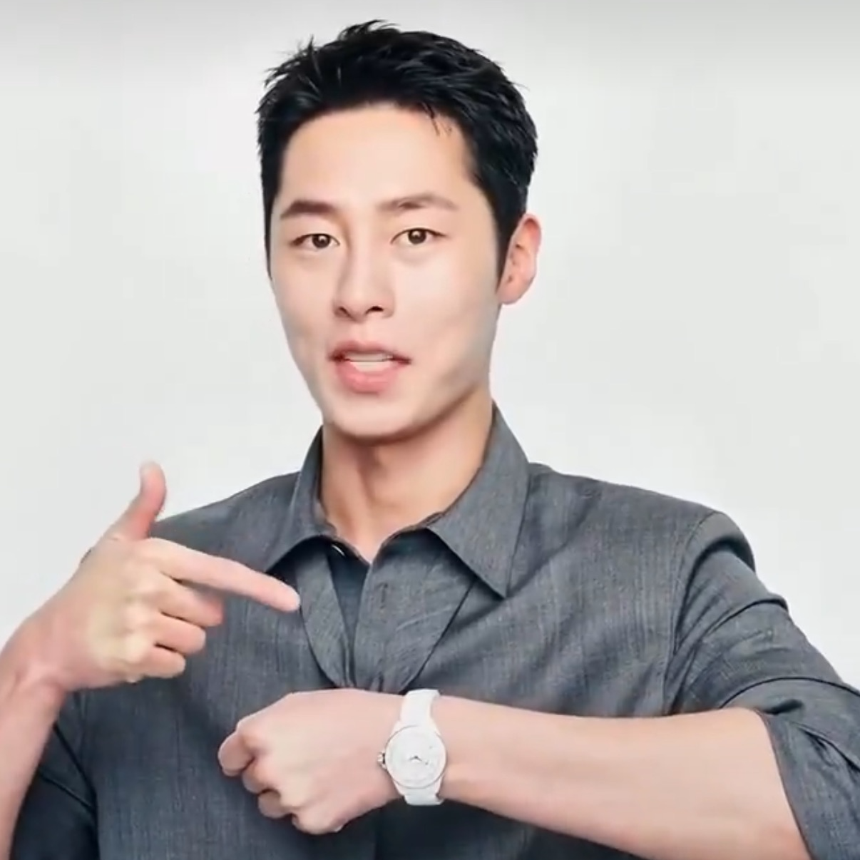 Recent activity shot of Lee Jaewook