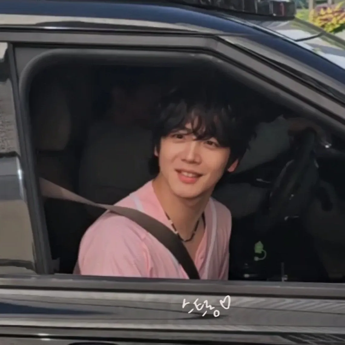 A moment captured by a fan of Kim Yohan