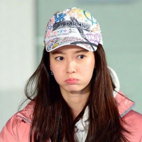 Momen yang diabadikan oleh penggemar Song Jihyo
