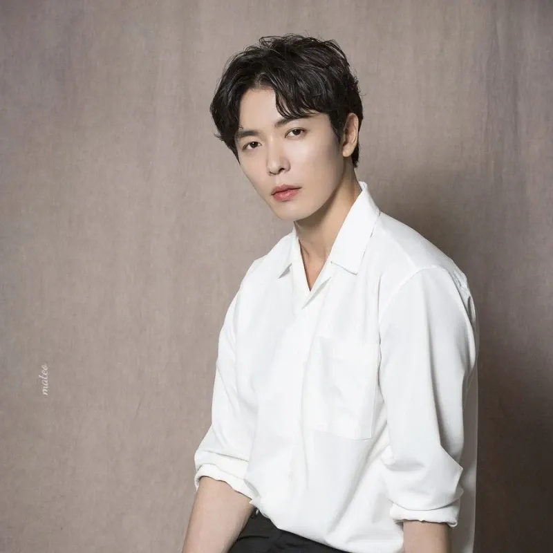 A moment captured by a fan of Kim Jaewook