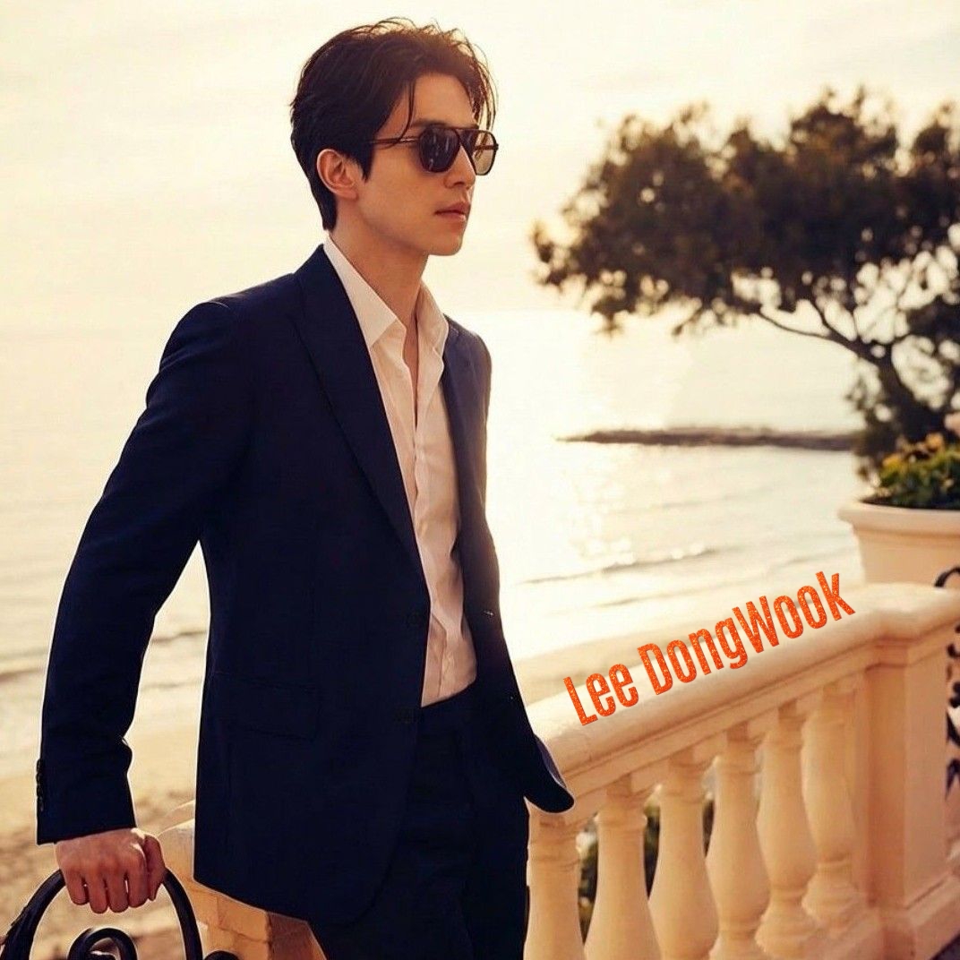 Recent activity shot of Lee Dongwook