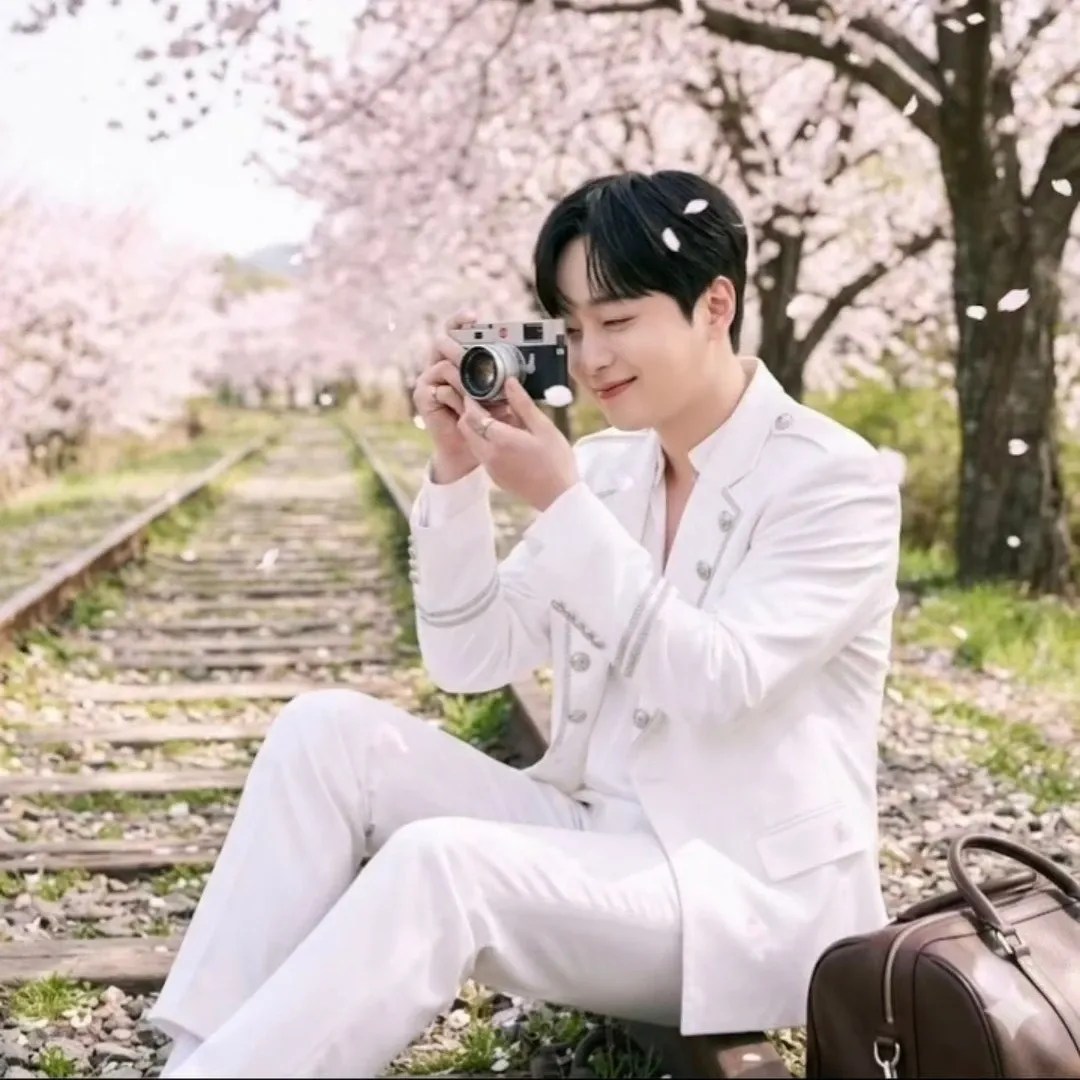 Cuplikan di balik layar dari Lee Chanwon