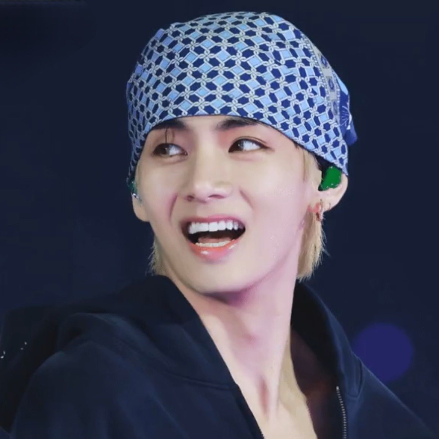 Latest photo of Kim Taehyung (V)