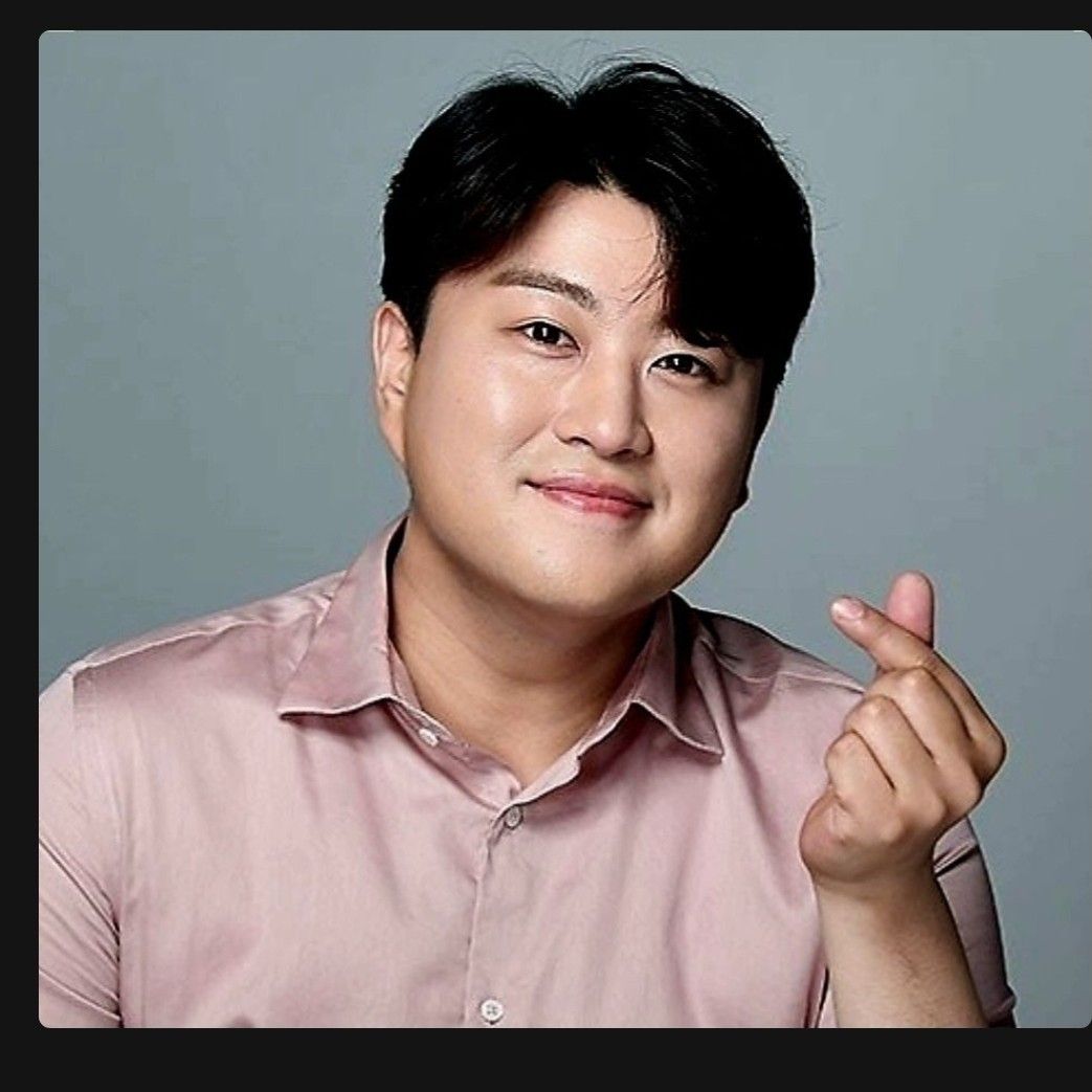 Foto terbaru dari Kim Hojoong