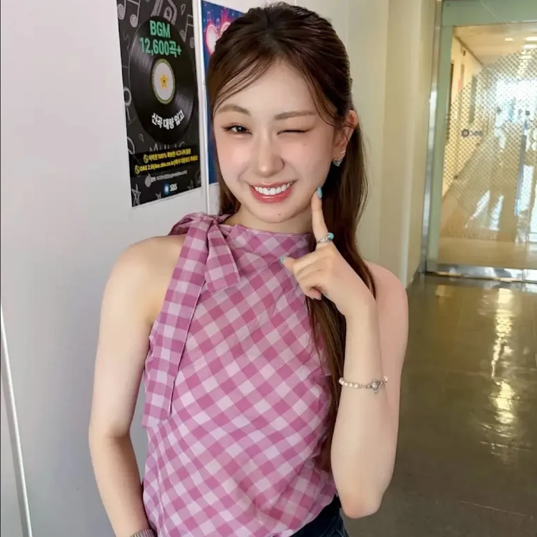 Cuplikan di balik layar dari Jeon Yujin