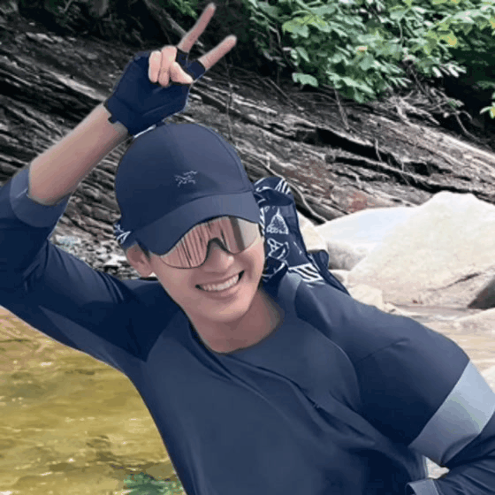 A moment captured by a fan of Kim Soohyun