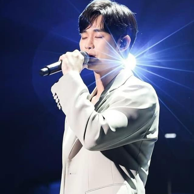 Recent activity shot of Kim Soohyun