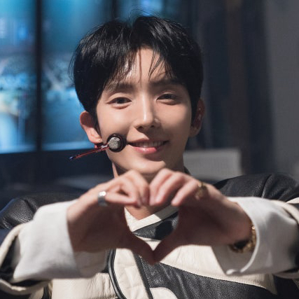 Recent activity shot of Lee Joongi