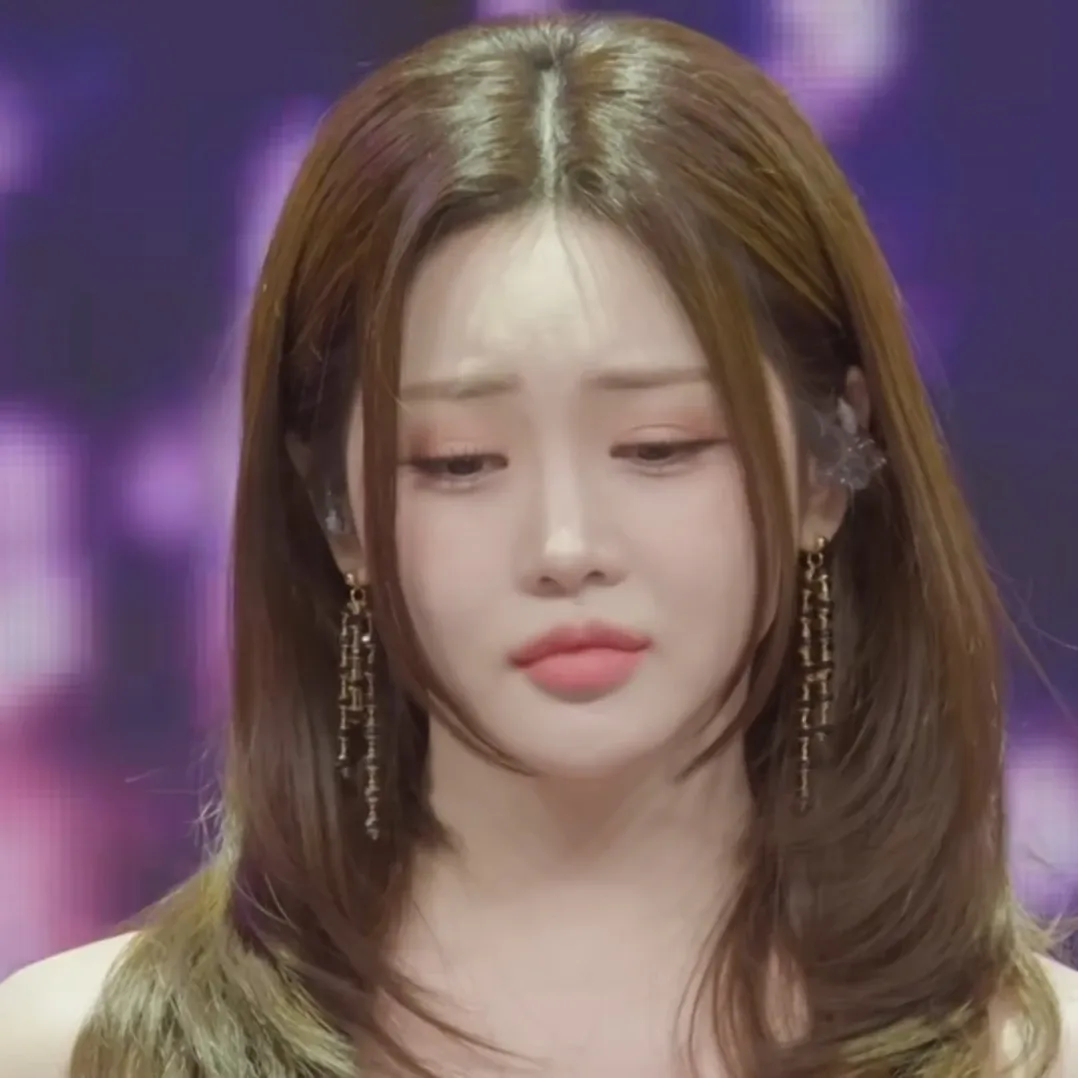 홍지윤 최근 활동샷