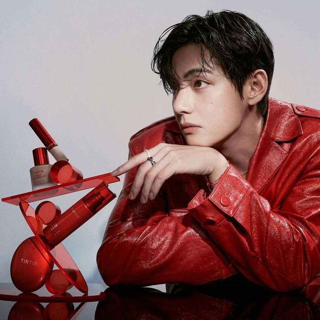 김태형 (뷔) 최근 활동샷