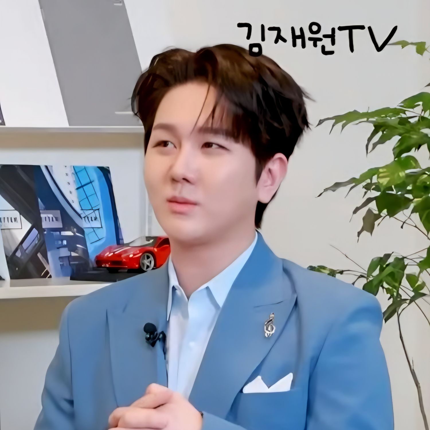 粉丝拍下的金秀瓒瞬间