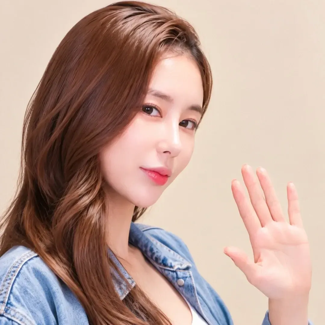 Foto terbaru dari Kim Soyou