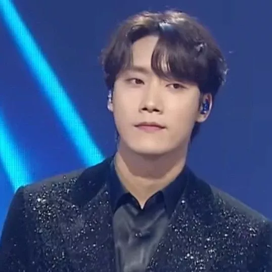 Recent activity shot of Choi Woojin