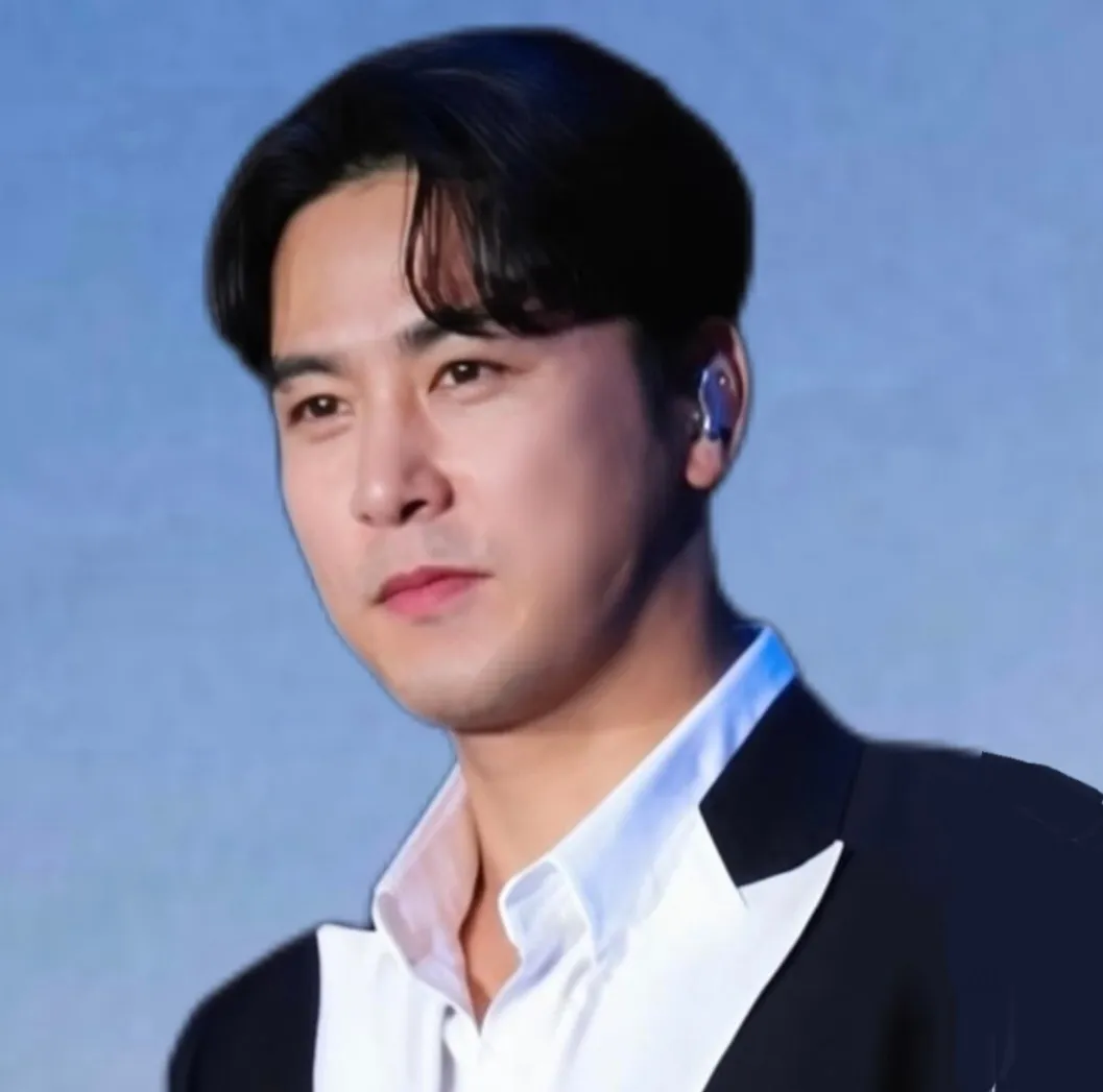 Foto kegiatan terbaru dari Jang Minho