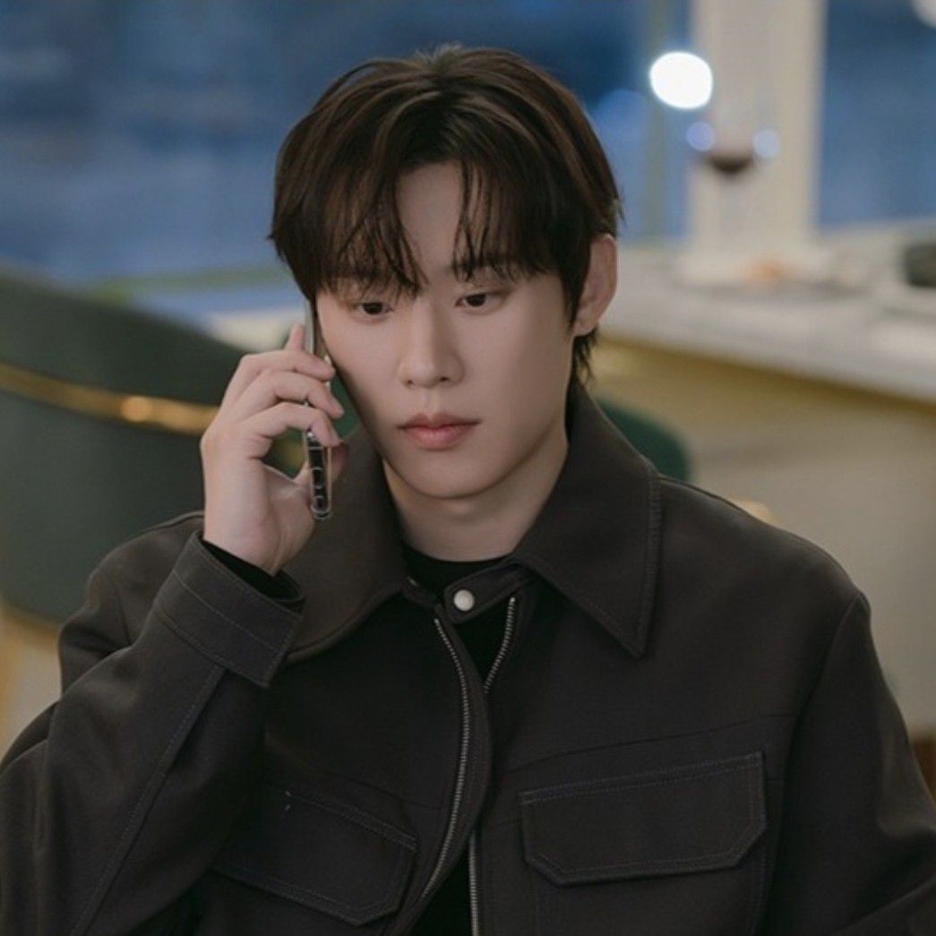 A moment captured by a fan of Kim Sungcheol