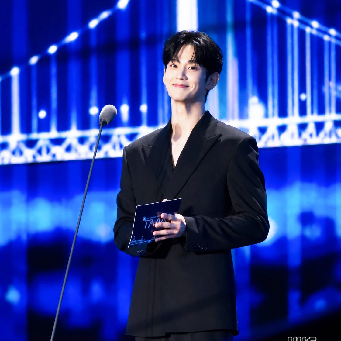 A moment captured by a fan of Kim Soohyun