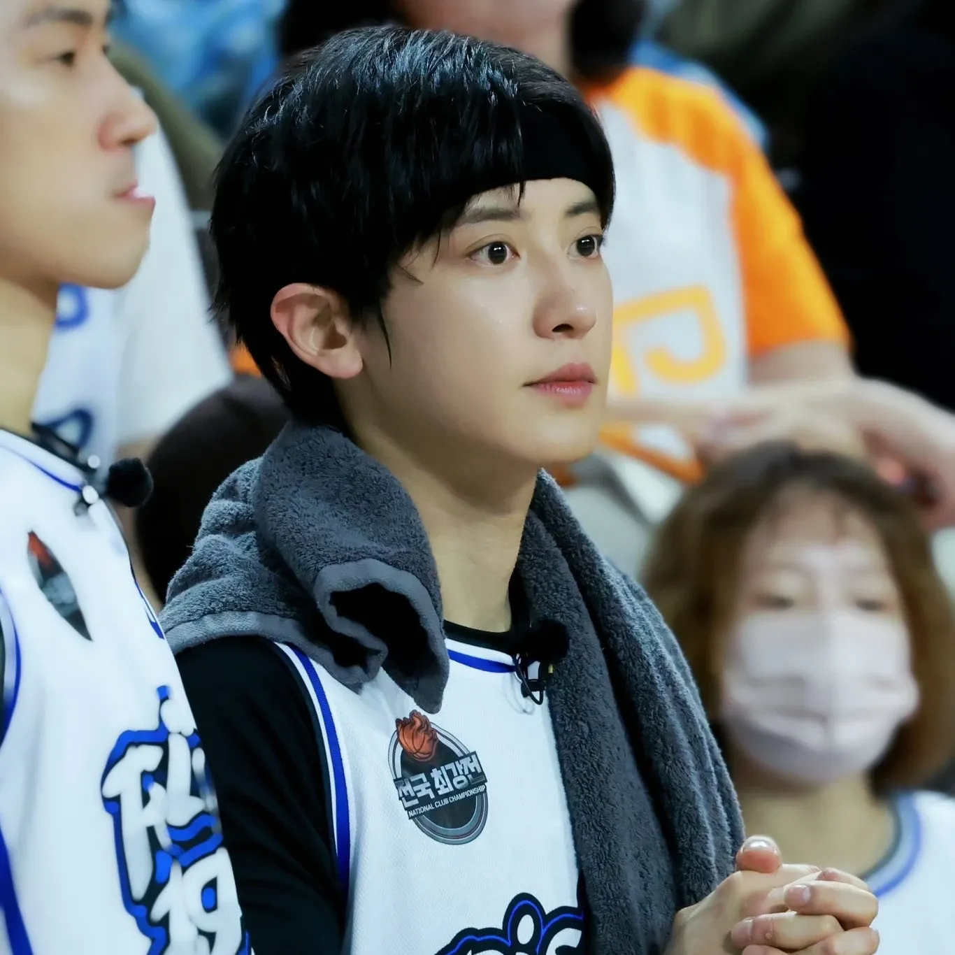 A moment captured by a fan of Chanyeol