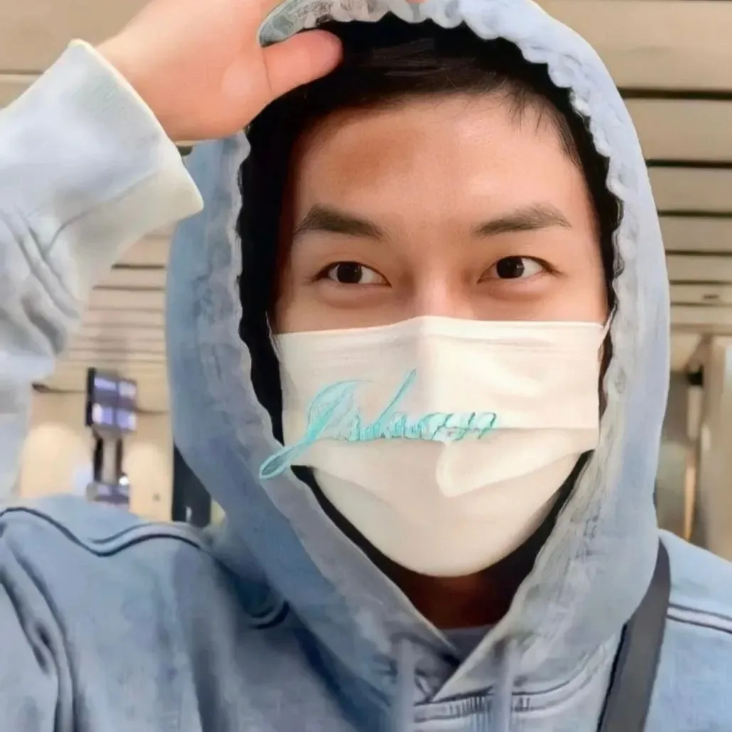 Cuplikan di balik layar dari Lee Seunggi