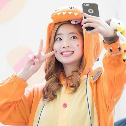 Behind-the-scenes cut of Dahyun