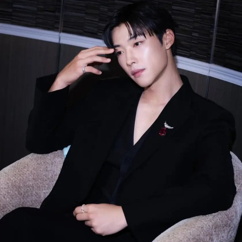 Recent activity shot of Woo Dohwan
