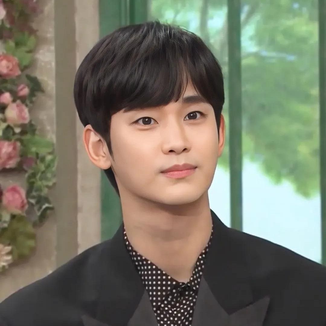 キム・スヒョンのビハインドカット