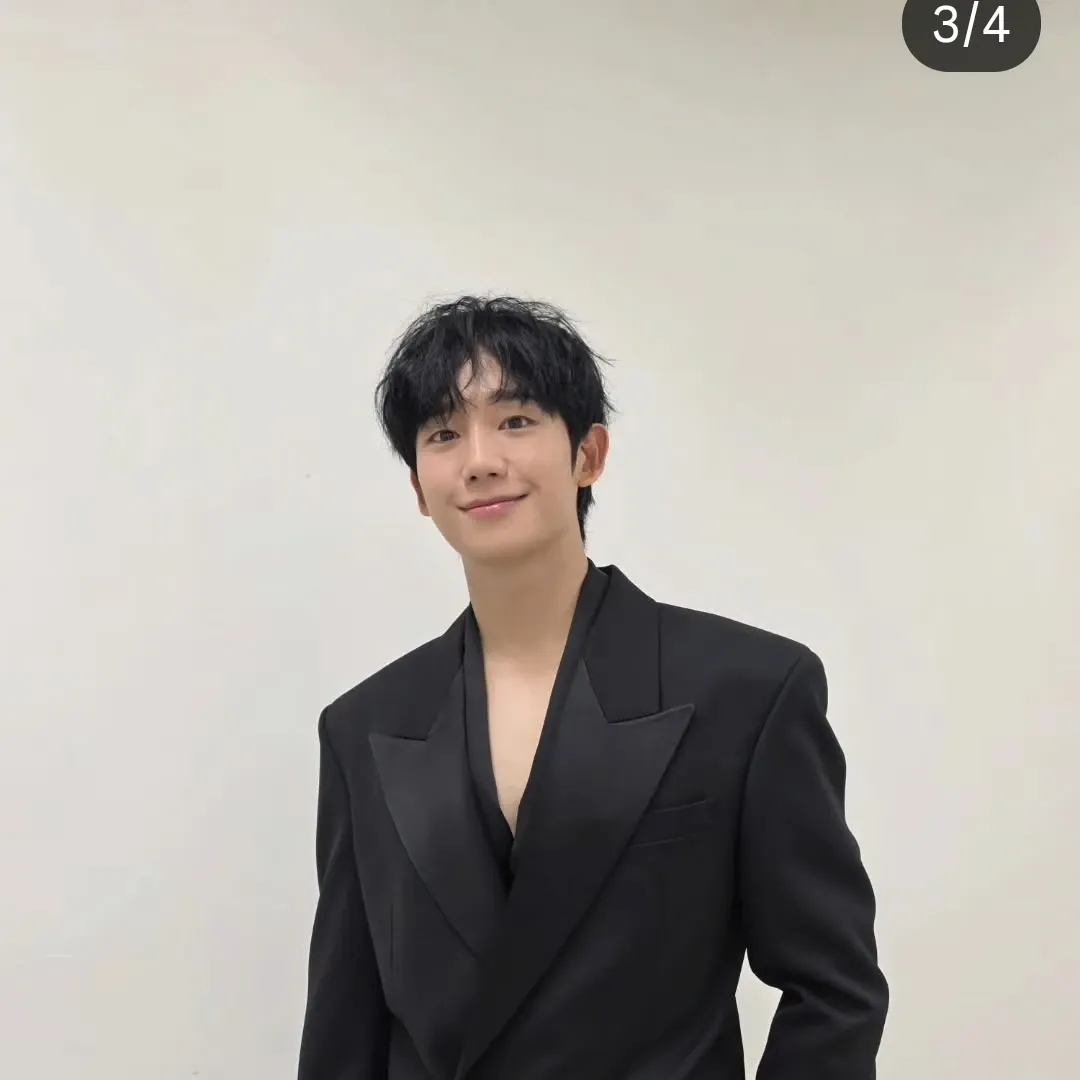 정해인 최근 활동샷
