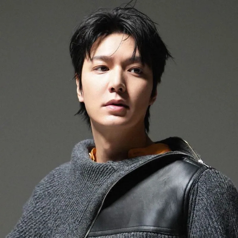 Recent activity shot of Lee Minho