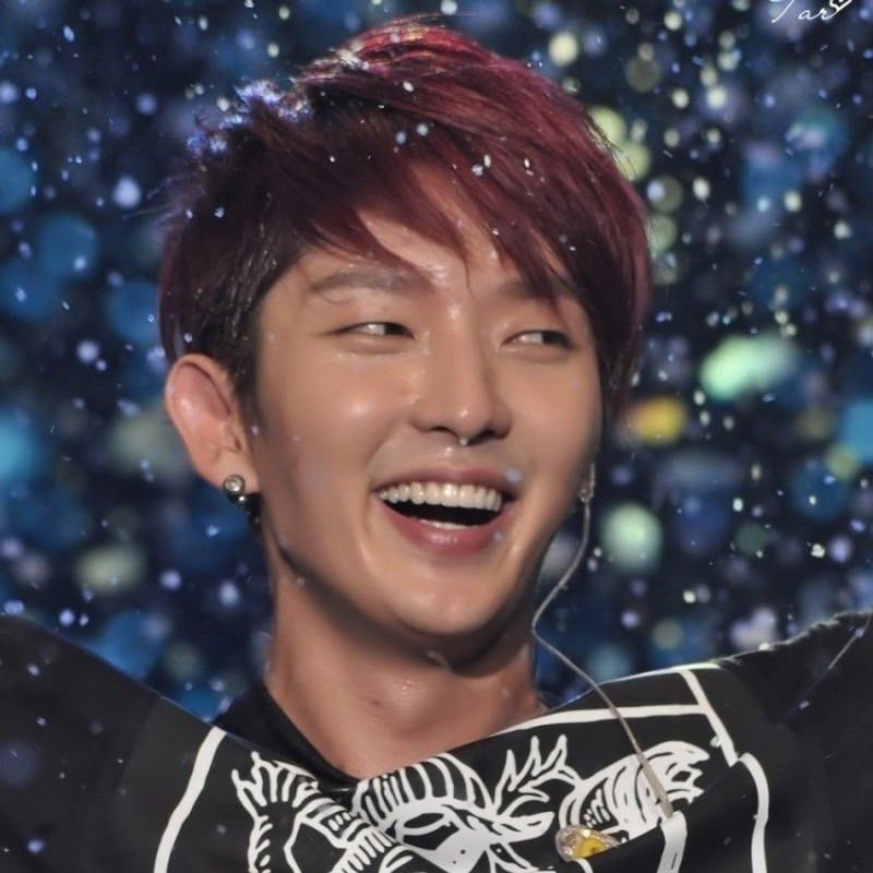 Latest photo of Lee Joongi