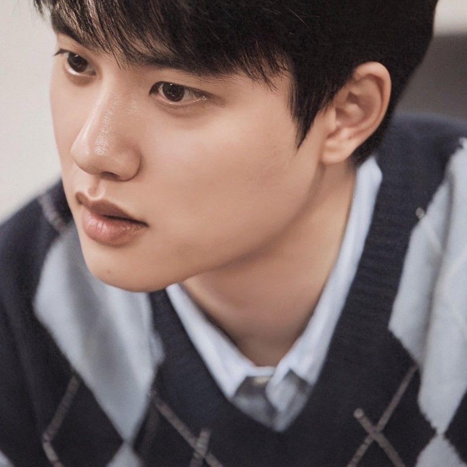 都暻秀 (D.O.)的最新照片