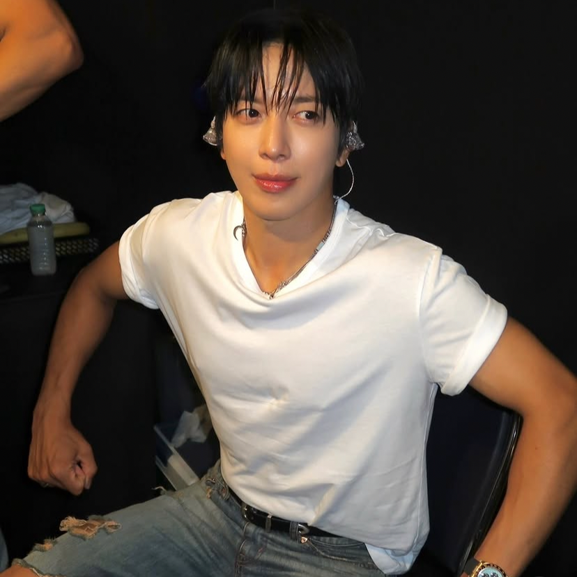 Latest photo of Jung Yonghwa