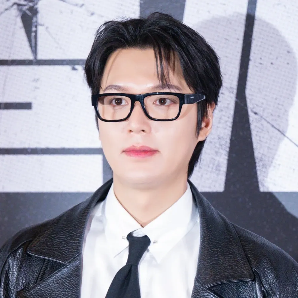Behind-the-scenes cut of Lee Minho