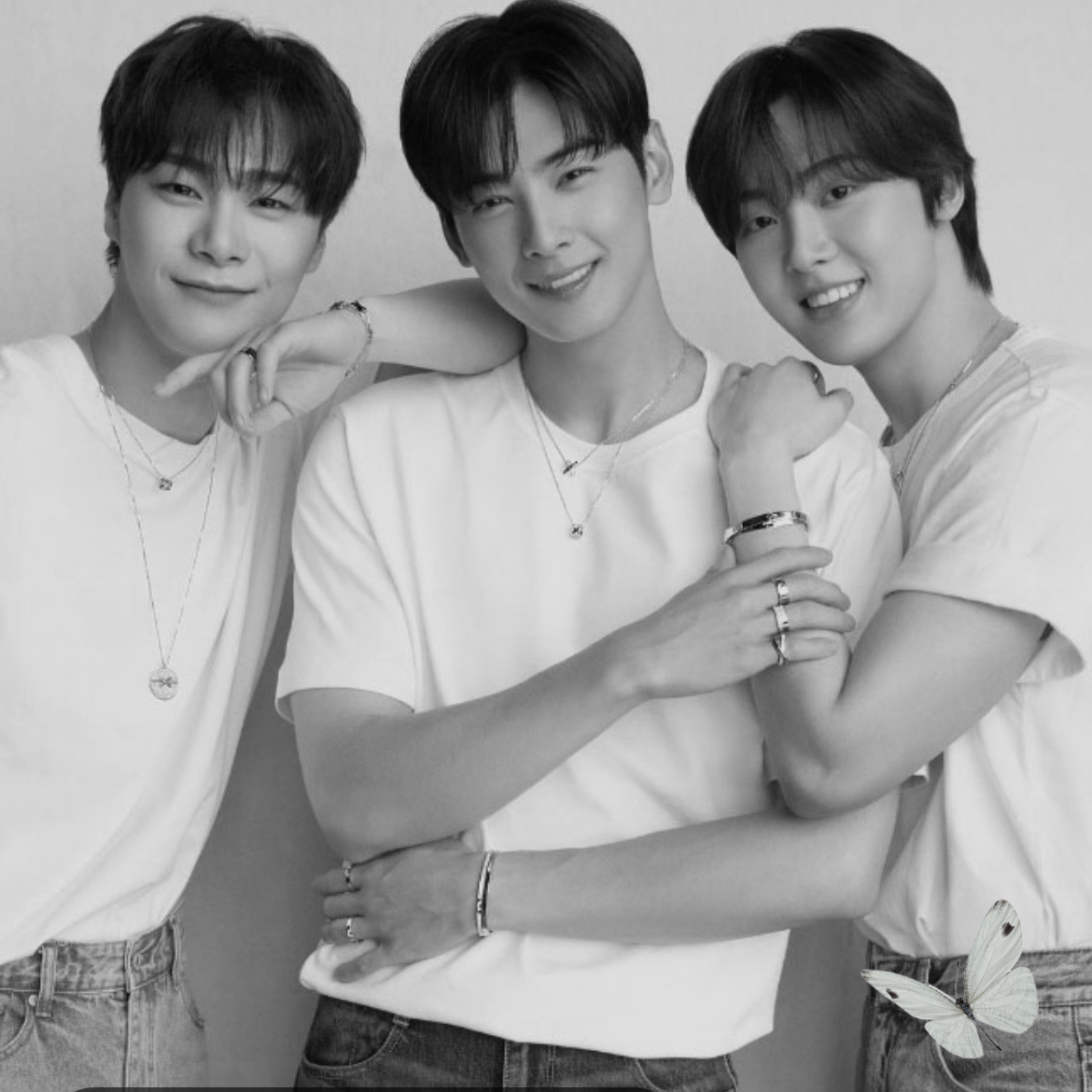 Behind-the-scenes cut of Cha Eunwoo