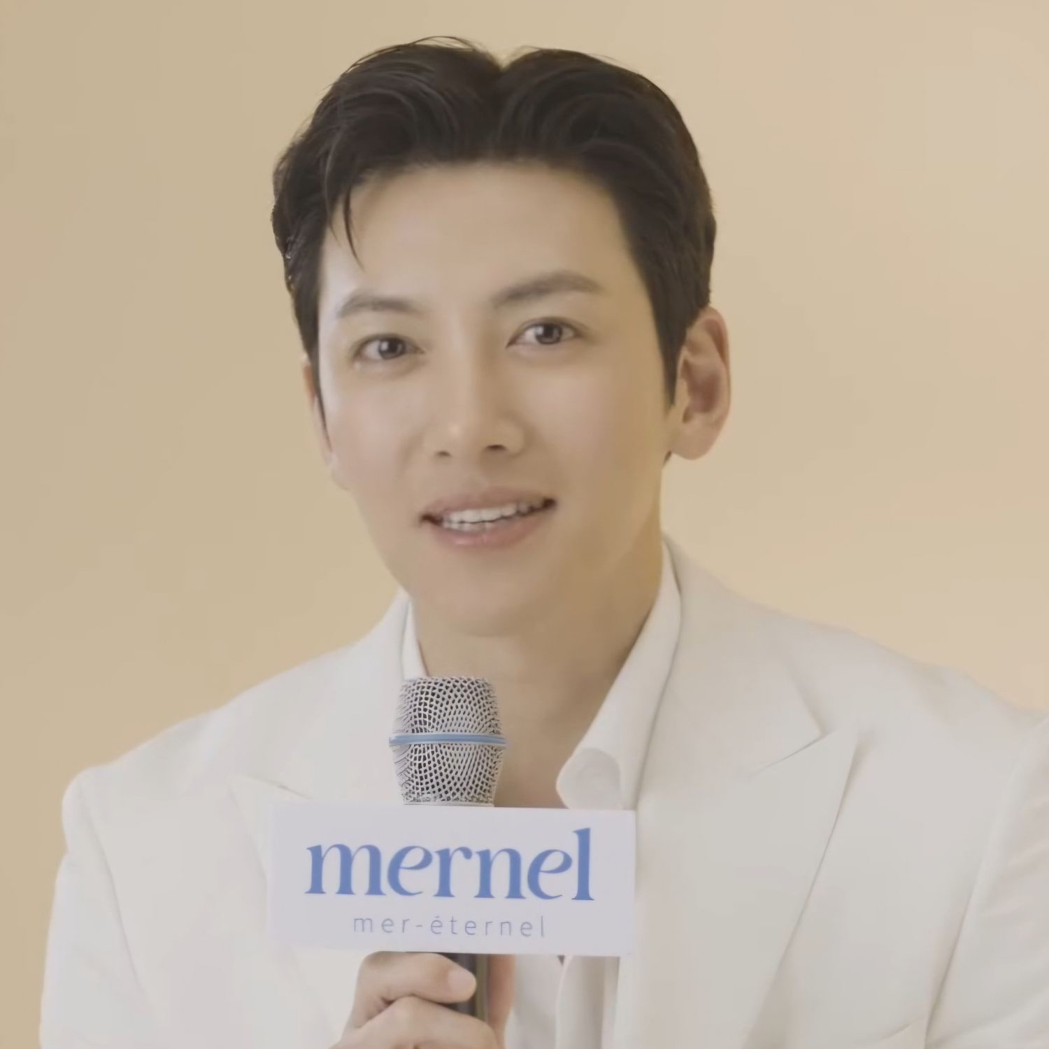 チ・チャンウクの最近の活動ショット