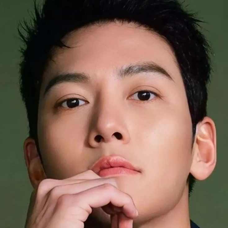 チ・チャンウクの最新写真