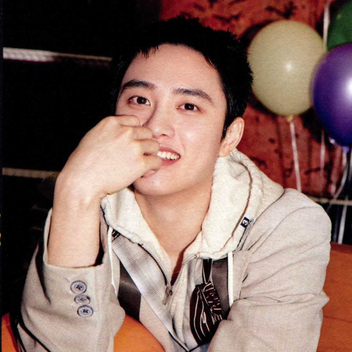 Behind-the-scenes cut of Doh Kyungsoo (D.O.)