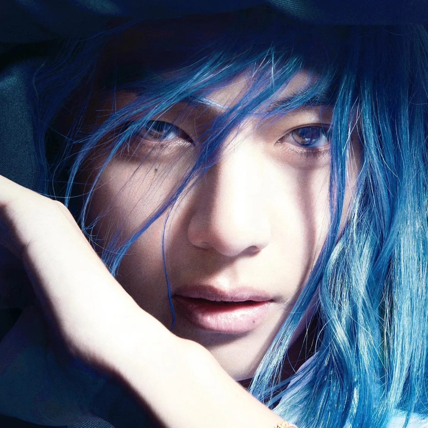 Behind-the-scenes cut of Kim Taehyung (V)