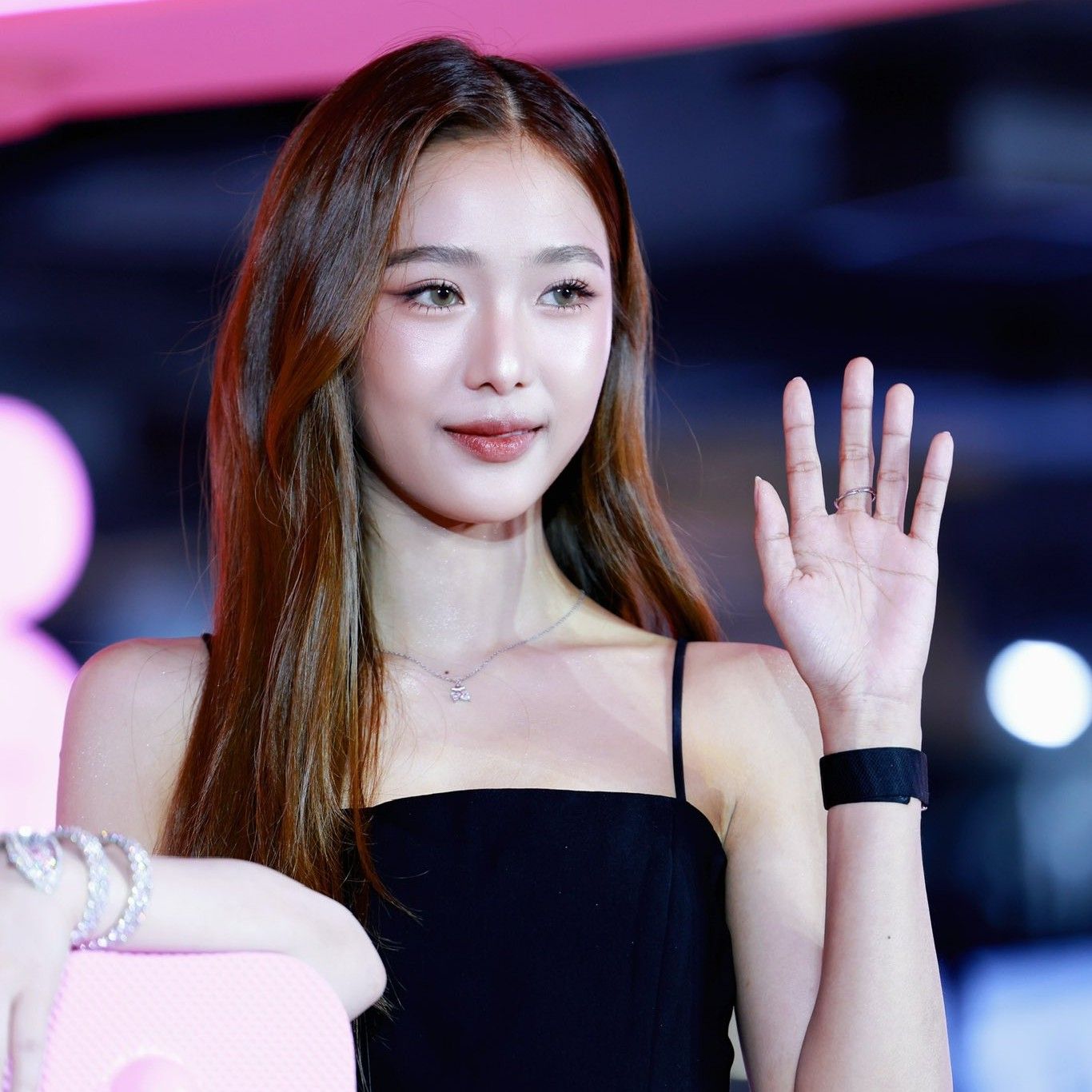 A moment captured by a fan of Film Rachanun Mahawan