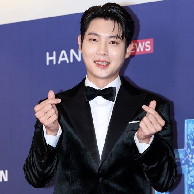 Recent activity shot of Son Taejin