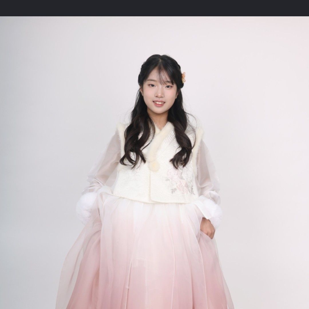 Recent activity shot of Bin Yeseo