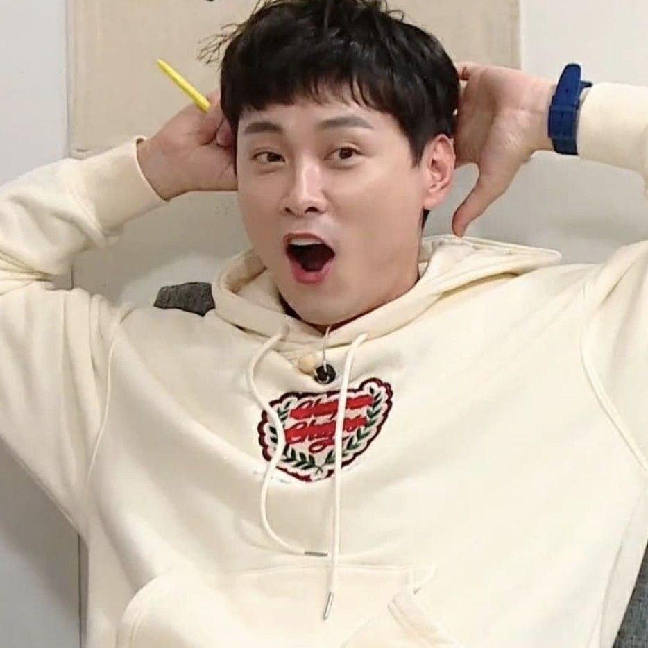 Behind-the-scenes cut of Min Kyunghoon