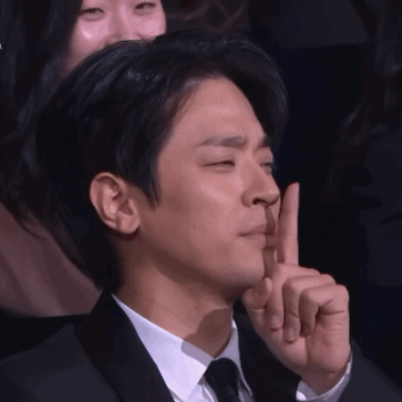 A moment captured by a fan of Park Jeongmin