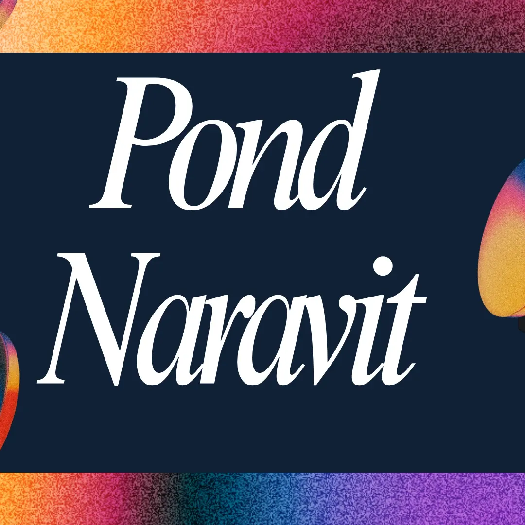 A moment captured by a fan of Pond Naravit Lertratkosum
