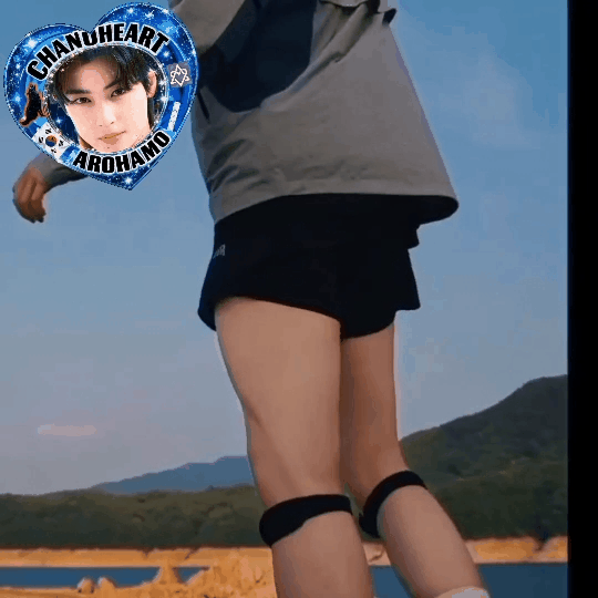 Behind-the-scenes cut of Cha Eunwoo