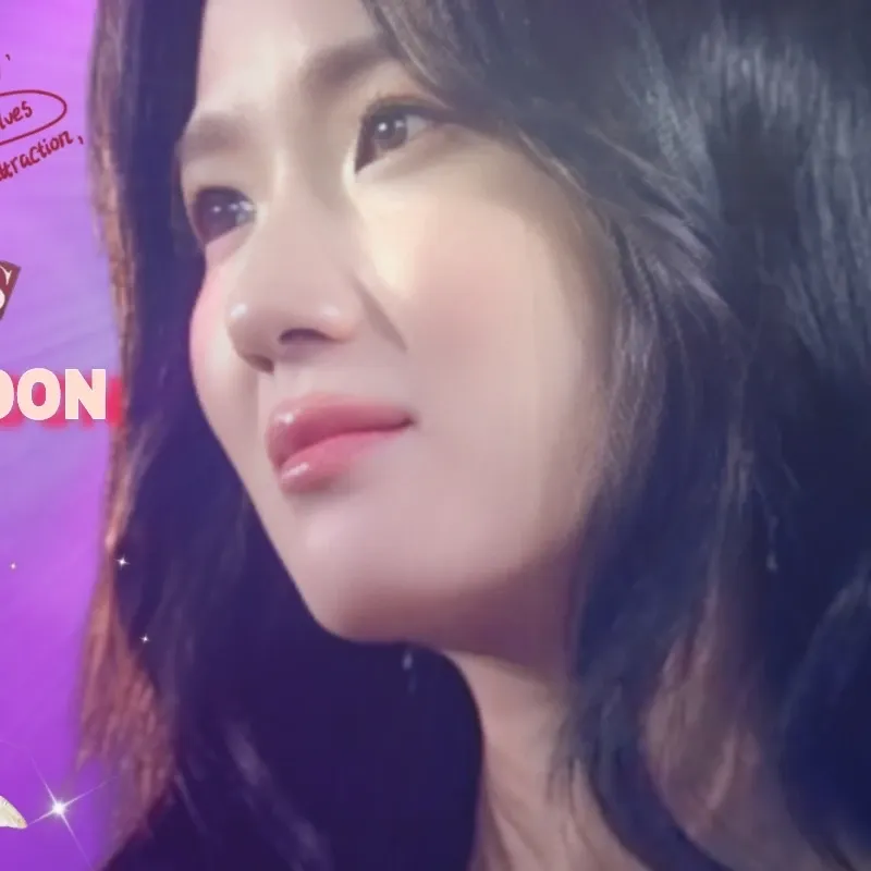 Behind-the-scenes cut of Kim Hyeyoon