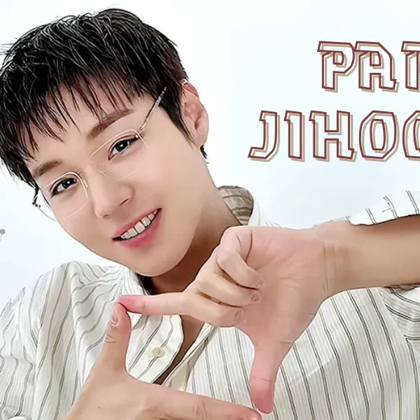 A moment captured by a fan of Park Jihoon