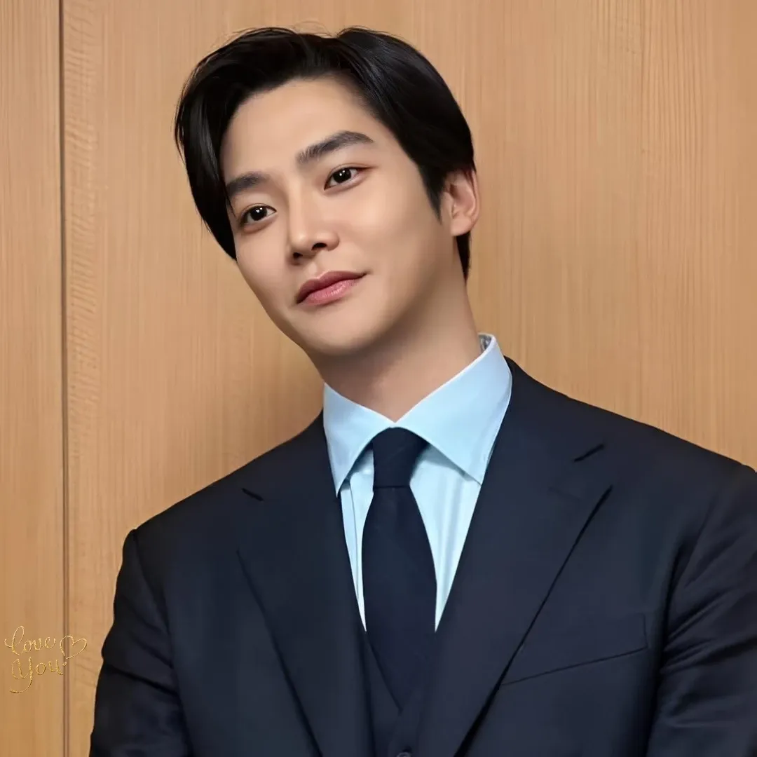 Momen yang diabadikan oleh penggemar Rowoon