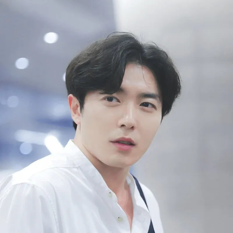 Foto kegiatan terbaru dari Kim Jaewook