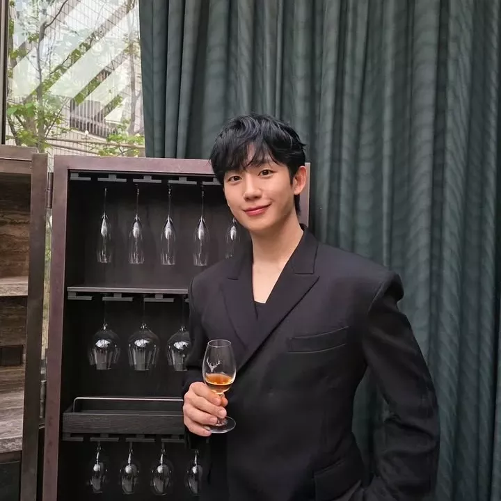 정해인의 비하인드 컷