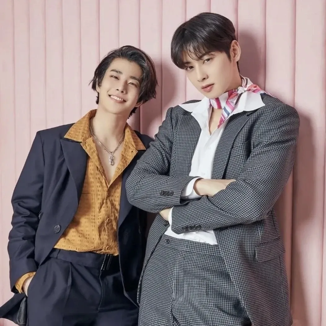 Recent activity shot of Cha Eunwoo